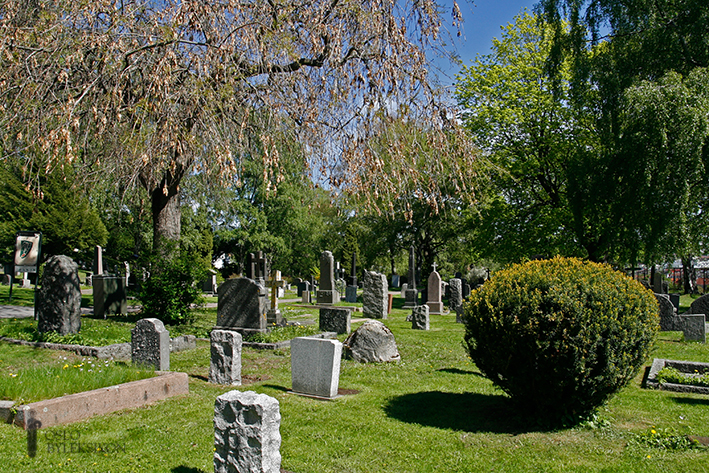 Fil:Gamle Aker kirkegård.jpg