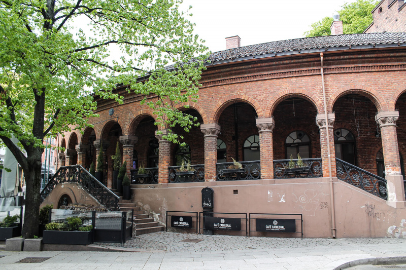 Fil:Basarhallene (Kirkeristen).jpg