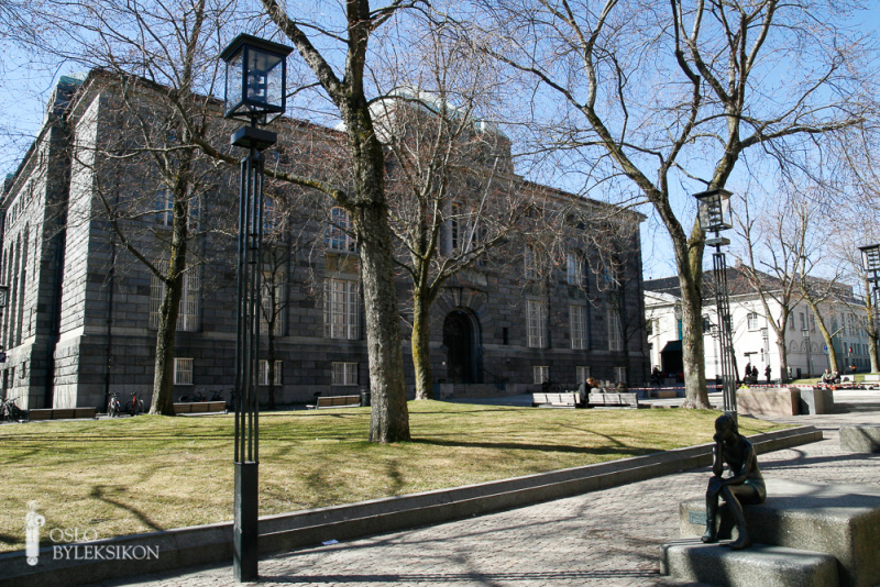 Fil:Bankplassen 4.jpg