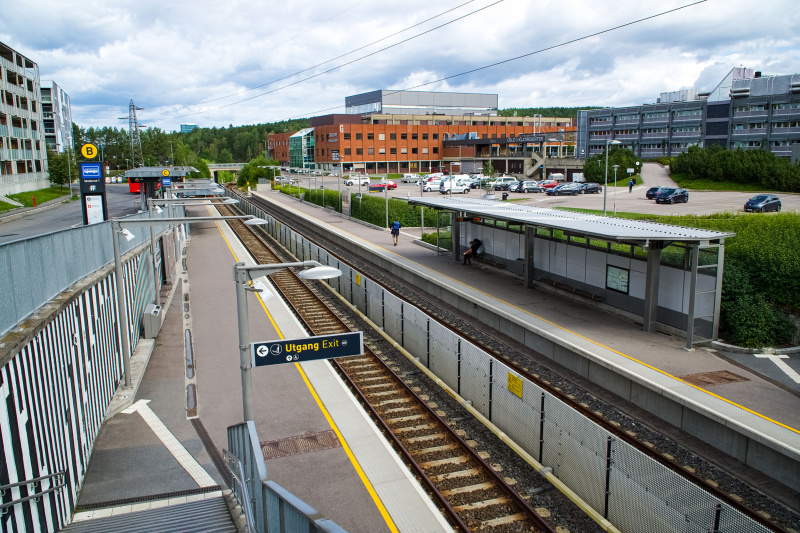 Fil:Skullerud Tbane.jpg