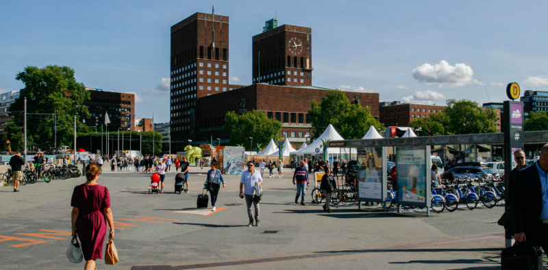 Fil:Rådhuset i Oslo.jpg