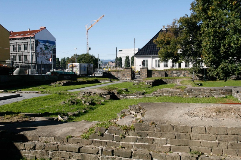Fil:Ruinparken.jpg