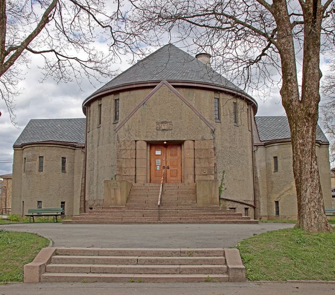 Fil:Vestre gravlund gamle kapell.jpg