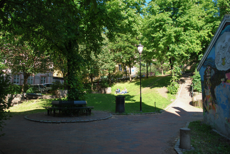 Fil:Gartnerløkka sett fra Urtegata 50.jpg